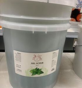 JL lux gel scrub mint 5 gal