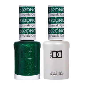 DND – Emerald Quartz 582 Gel polish and matching varnish