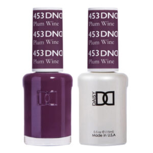 DND Plum Wine – 453 Gel polish and matching varnish