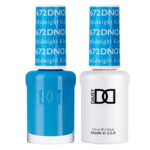 DND – Midnight Kiss 672 Gel polish and matching varnish