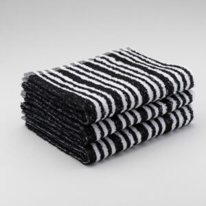 HAIR TOOLS BLACK/WHITE HUMBUG DESIGN TOWELS